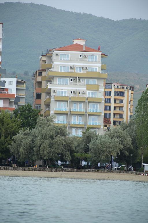 Hotel Pogradeci מראה חיצוני תמונה