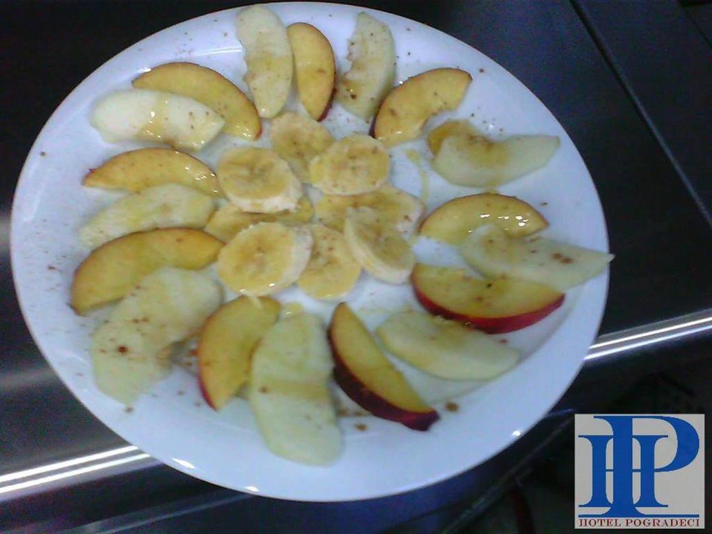 Hotel Pogradeci מראה חיצוני תמונה