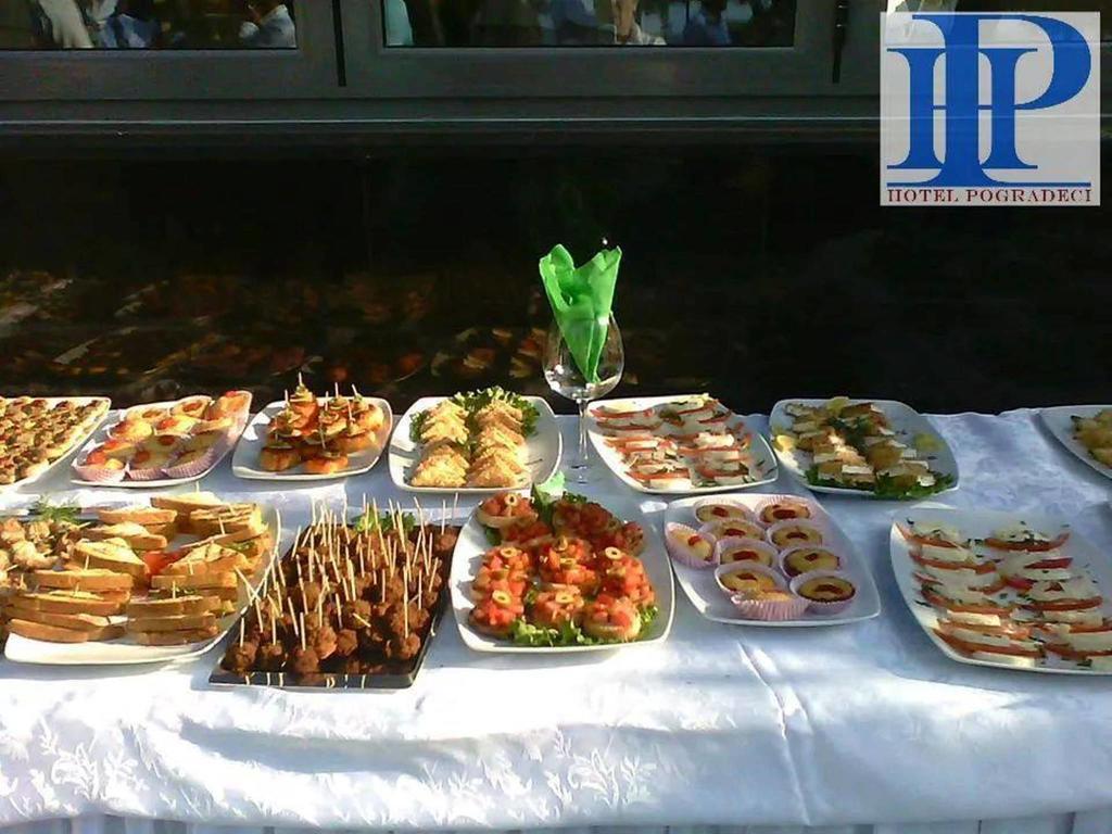 Hotel Pogradeci מראה חיצוני תמונה