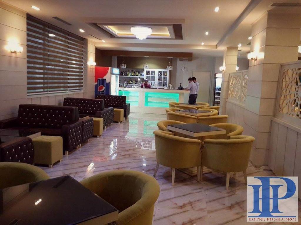 Hotel Pogradeci מראה חיצוני תמונה