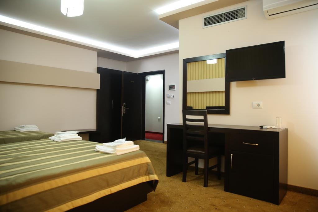 Hotel Pogradeci חדר תמונה